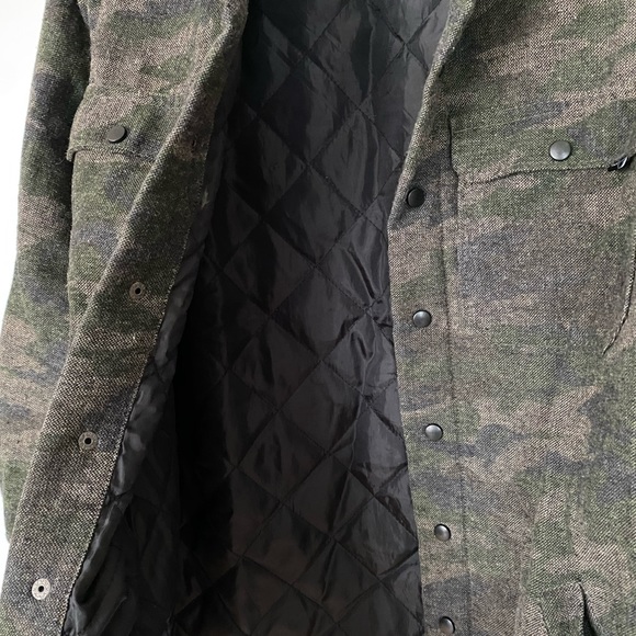 Mens Camo Jacket - Picture 3 of 3